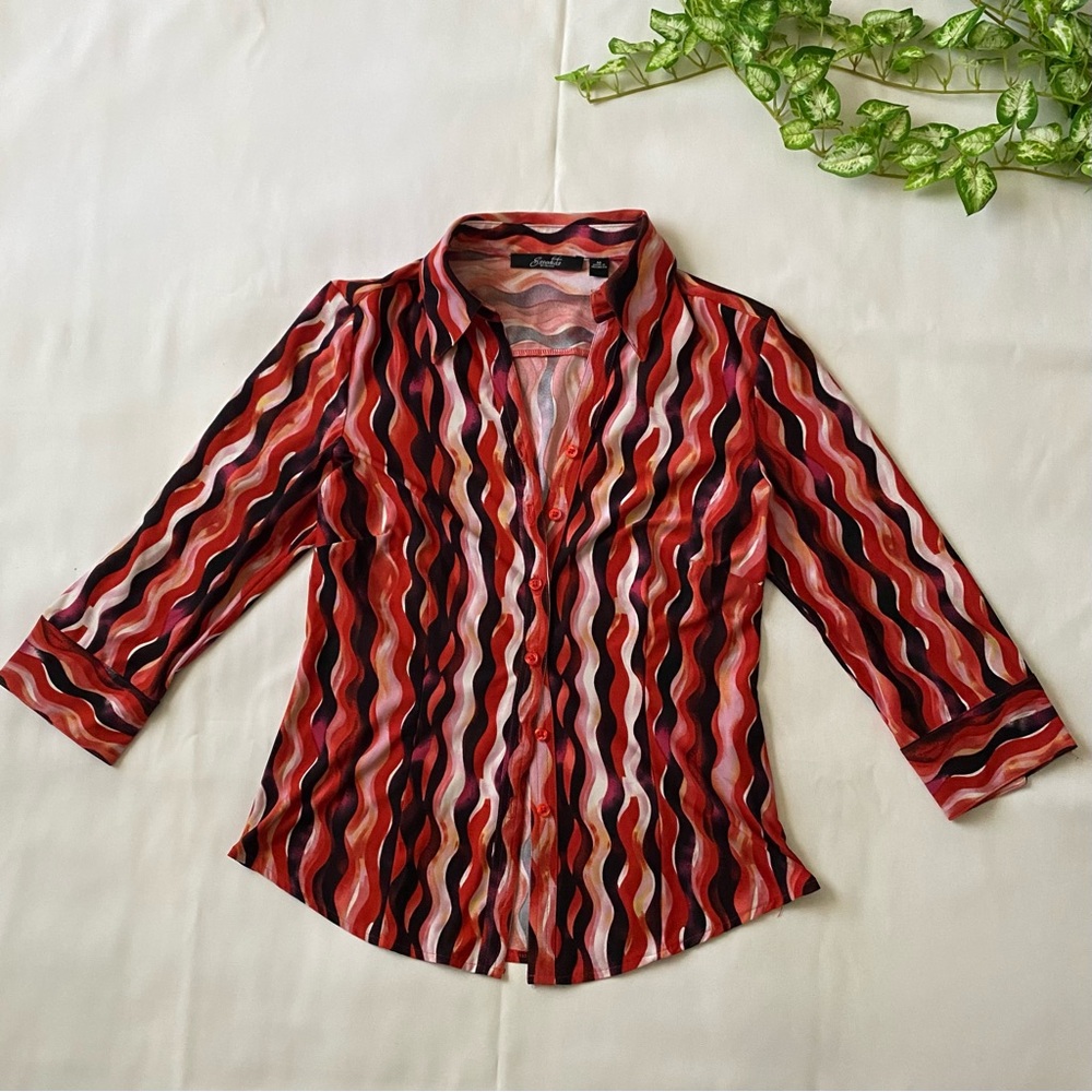 Essentials by Milano Red and Pink Wave Button Down Shirt